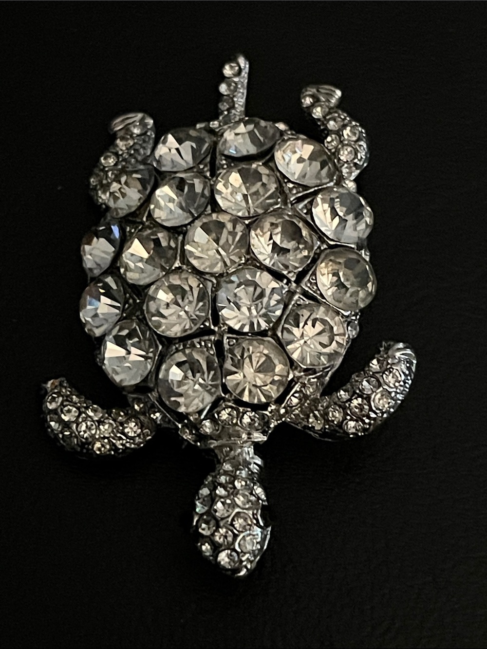 Sea Turtle VTG XL Rhinestone Brooch RARE FIND Beautiful